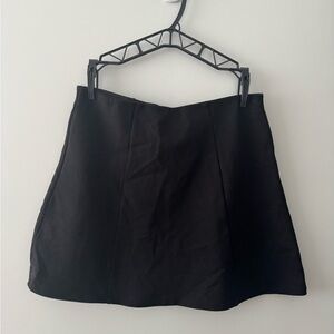 Classic Black Women's Mini Skirt